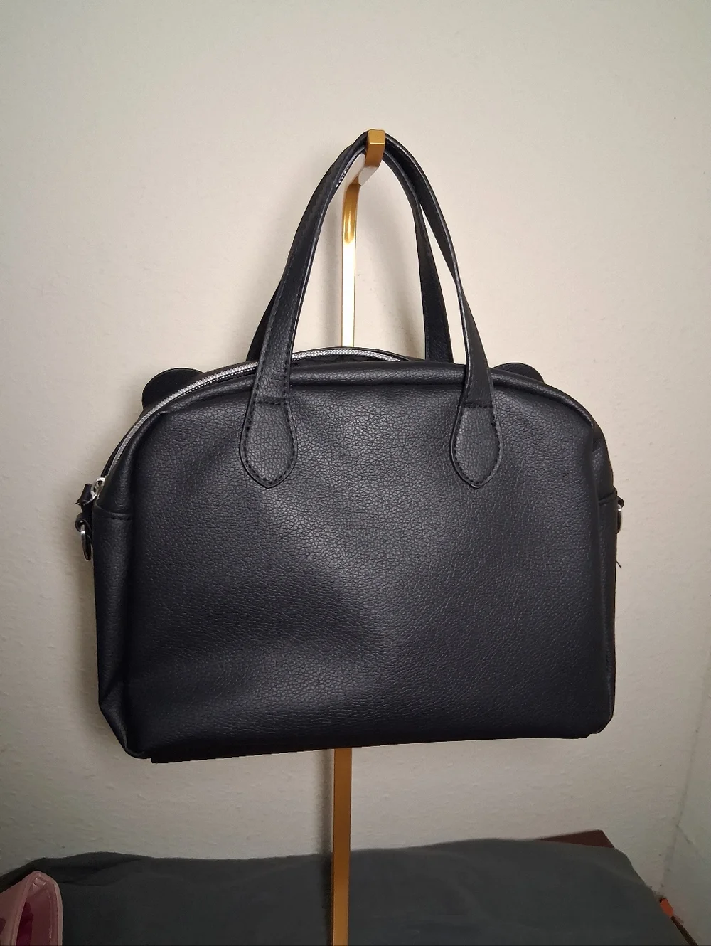 Hello Kitty Black Satchel With Crossbody Strap - Picture 3 of 7